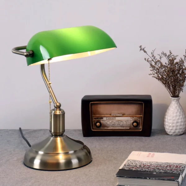 Vintage Bankers Lamp in Green - Image 4